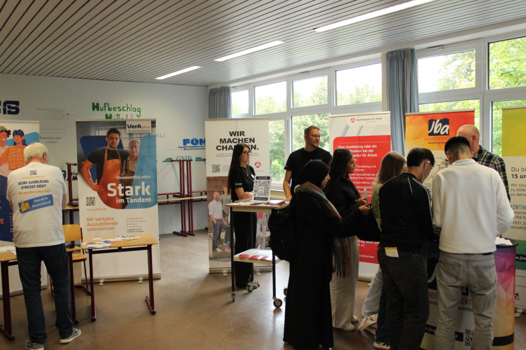 IMG_1923 IMG 1923 Tag der offenen Tür mit Berufsinformationsforum