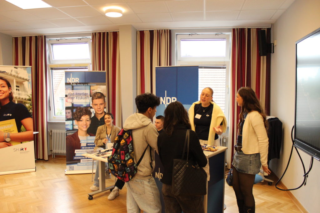 IMG_1955 IMG 1955 Tag der offenen Tür mit Berufsinformationsforum