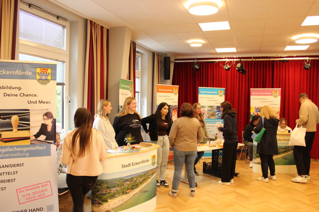 IMG_1957 IMG 1957 Tag der offenen Tür mit Berufsinformationsforum