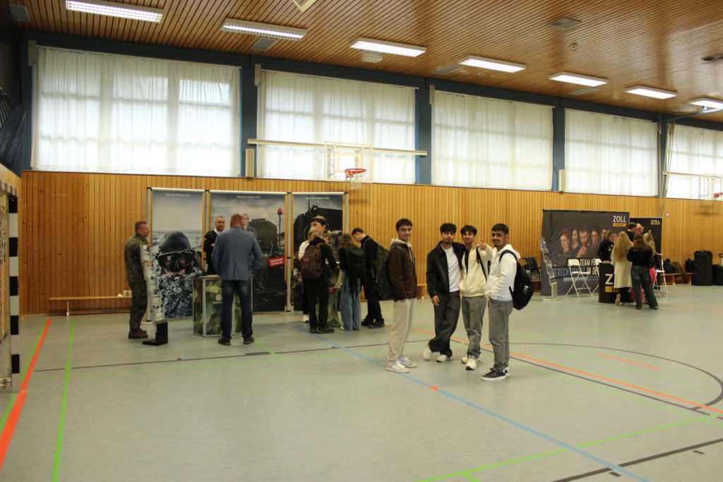 IMG_1970 IMG 1970 Tag der offenen Tür mit Berufsinformationsforum