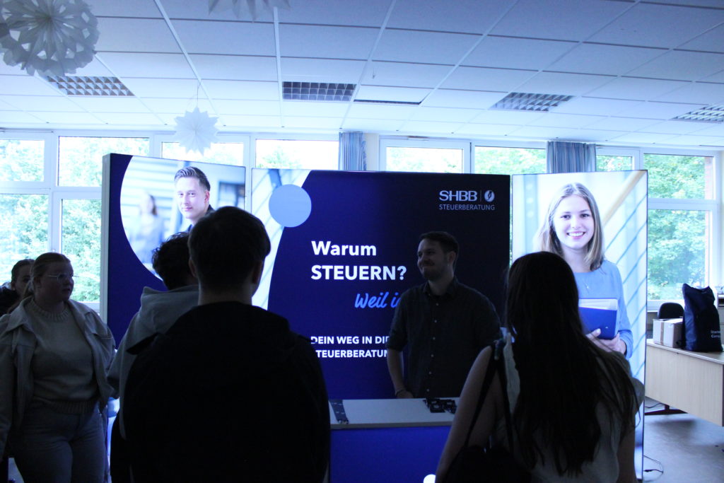 IMG_1984 IMG 1984 Tag der offenen Tür mit Berufsinformationsforum