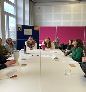 Bild5 Diskussionsveranstaltung mit PolitikerInnen des Landtages Schleswig-Holstein