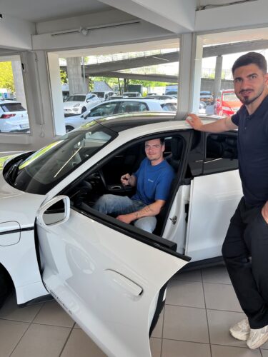 Bild7 Betriebsbesichtigungen in Neumünster: Spannende Einblicke für die Automobilkaufleute der Mittelstufe